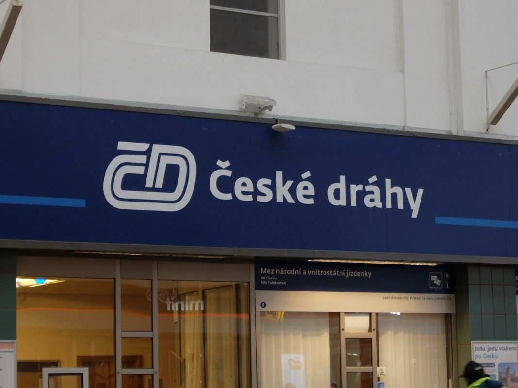 České dráhy train station entrance